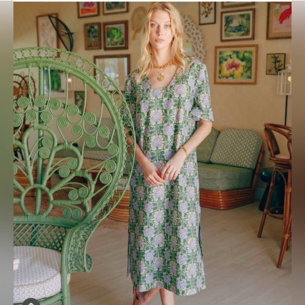 Gorgeous Tuckernuck caftan